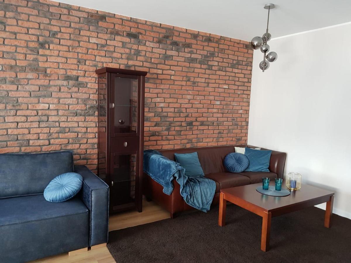 Apartament City View Wes Quality Suite بوزنان المظهر الخارجي الصورة