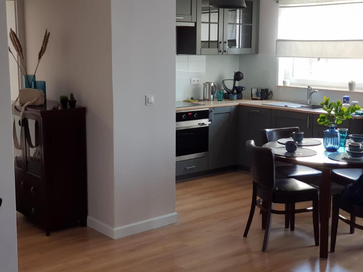 Apartament City View Wes Quality Suite بوزنان المظهر الخارجي الصورة